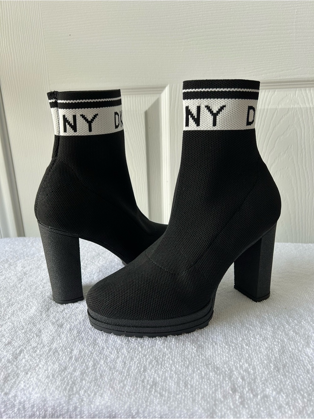 DKNY Logo sock booties | Black knit, block heel ankle boots | Size 7.5
